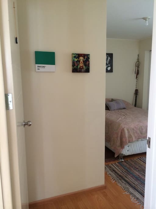 entrada al dormitorio