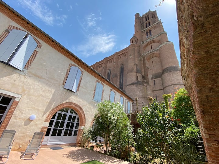 Ephemeral Albi - Cathedral / Standing & Garden 🪴