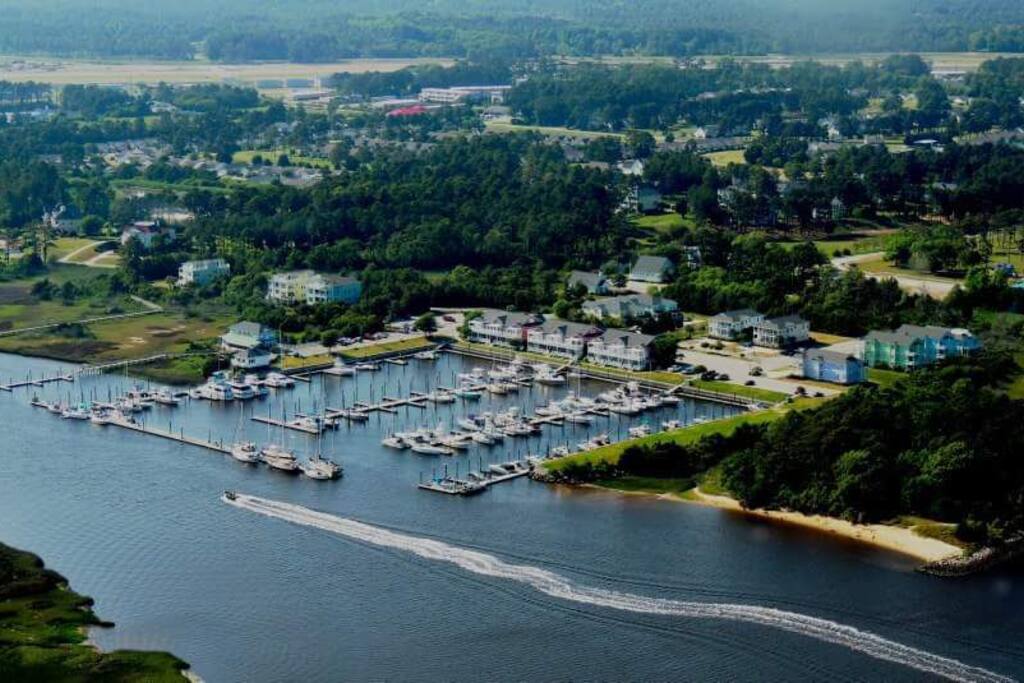 walk down to the water and enjoy all this happy place has to offer.