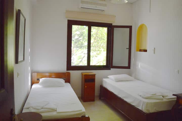 Მეორე საძინებლის ხედი.
