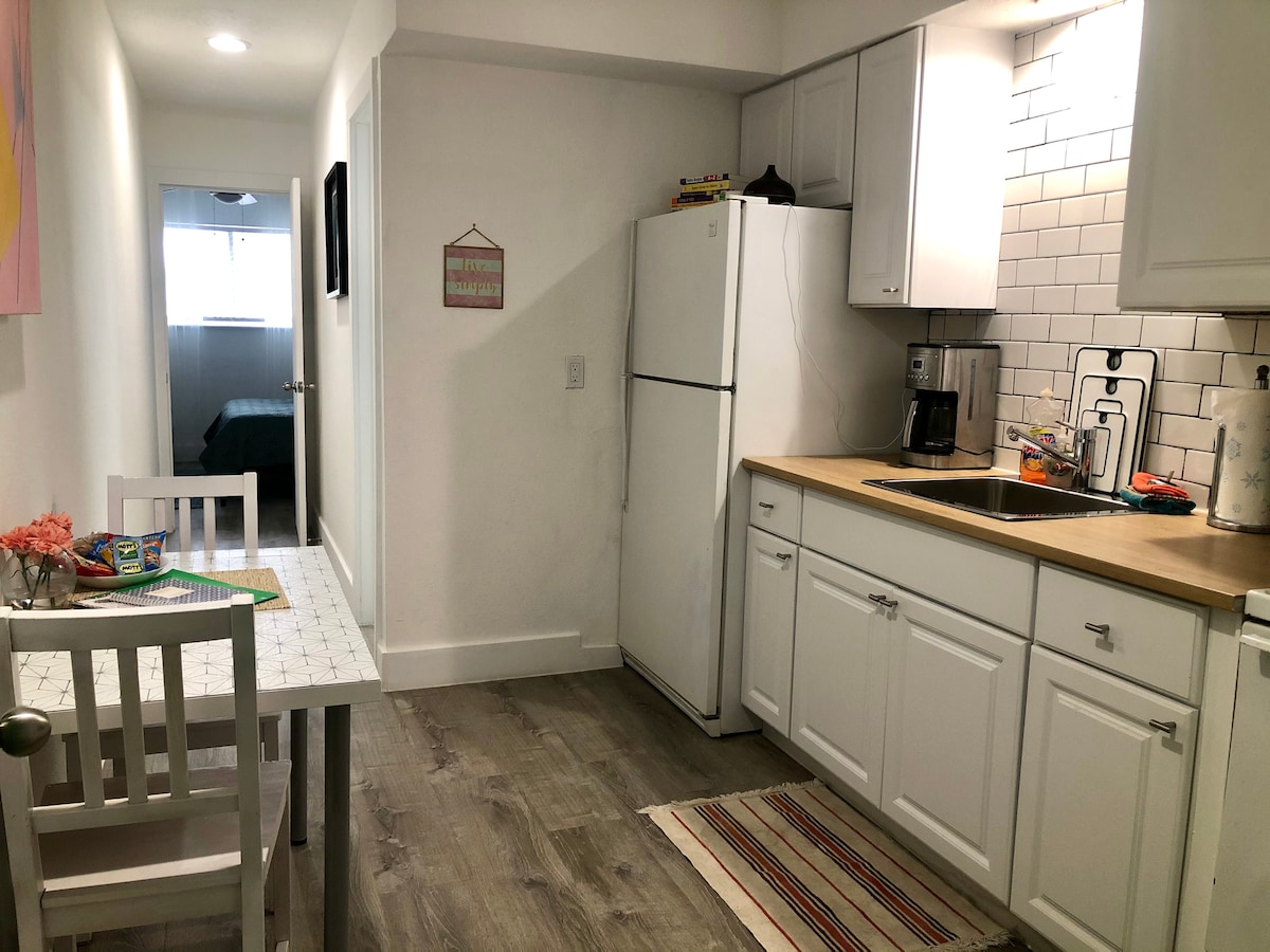 Bolm Apt 19B