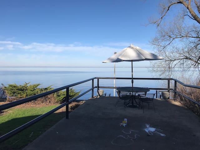 Waterfront home on Lake Winnebago
