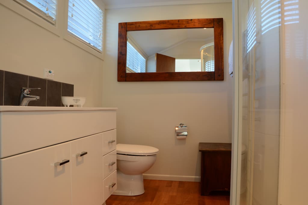Master Ensuite