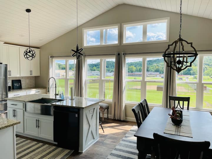 10 Best Airbnb Vacation Rentals Near Glouster, Ohio Updated 2024