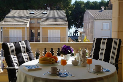 Top Airbnb: Ginesta I and II (50 meters from the beach), Apartm... en Alcúdia