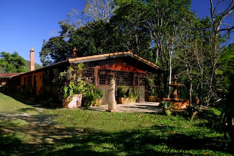 Retiro do Artista - CASA DE CAMPO