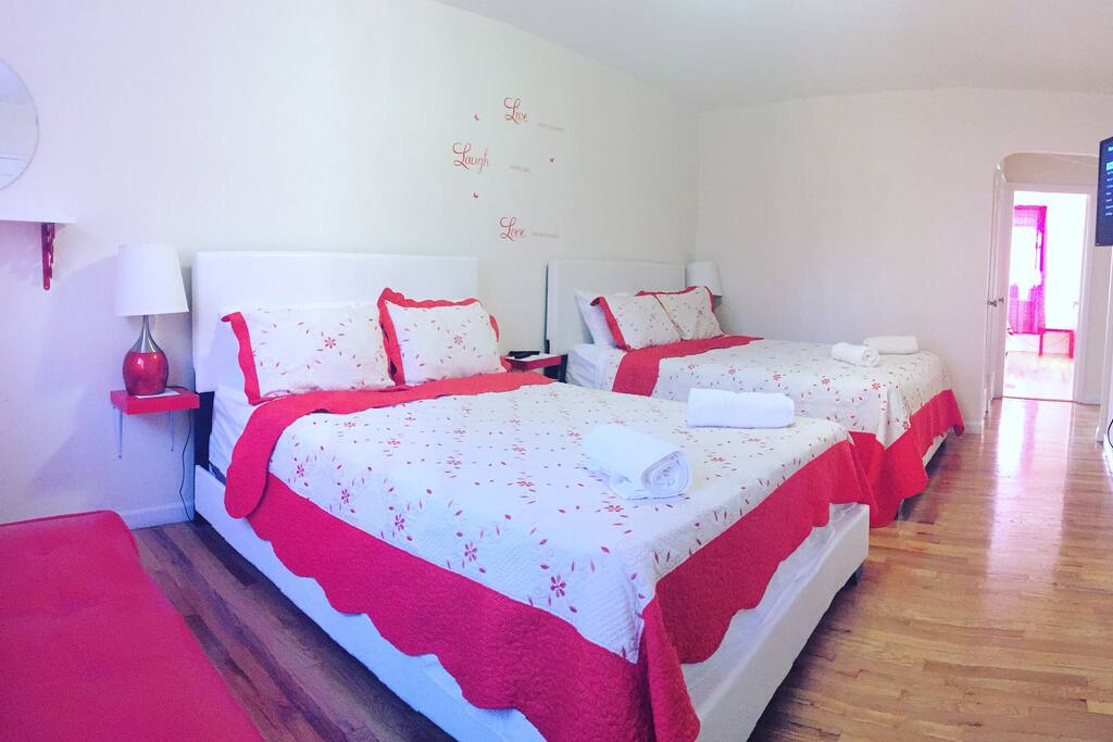 Large room (1st)