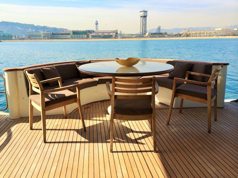 The aft deck sits 8 guests comfortably. This is while being at anchor