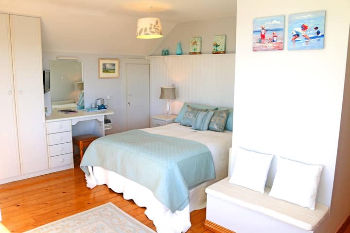 A room with a seaview