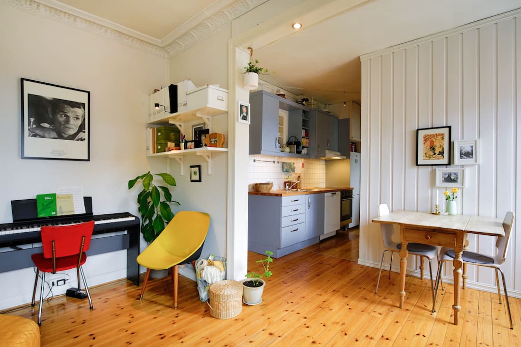 Living room/kitchen