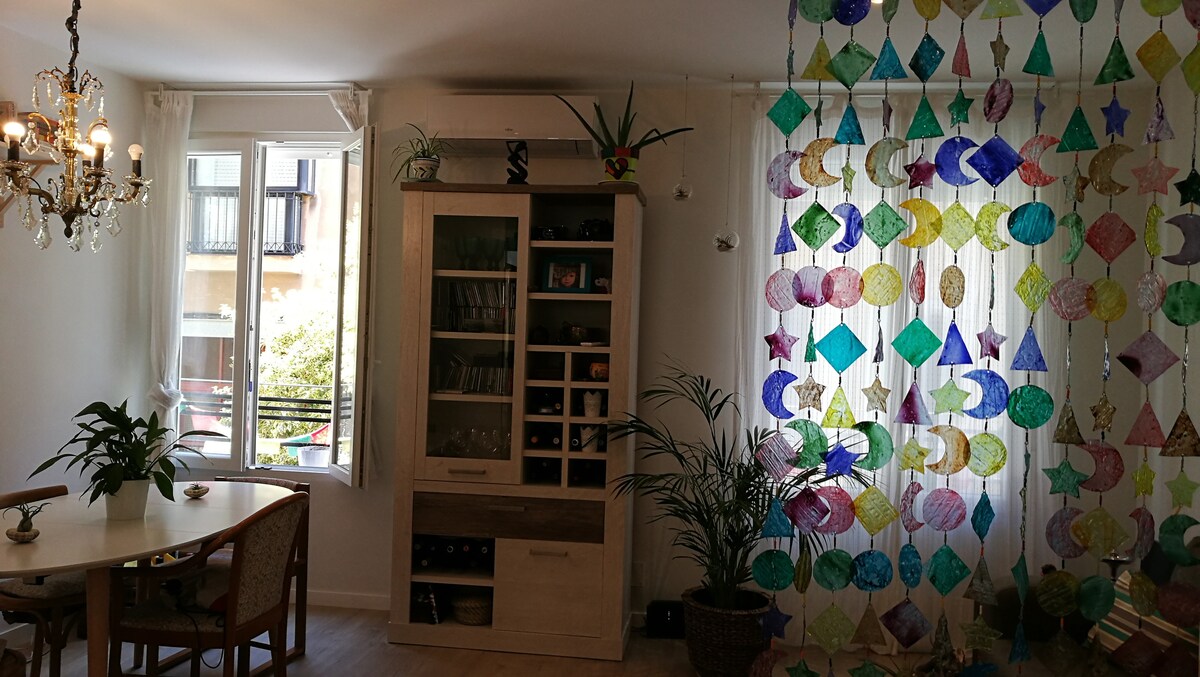 Popular Airbnb listing: A beautiful house in the heart of Madrid in Centro