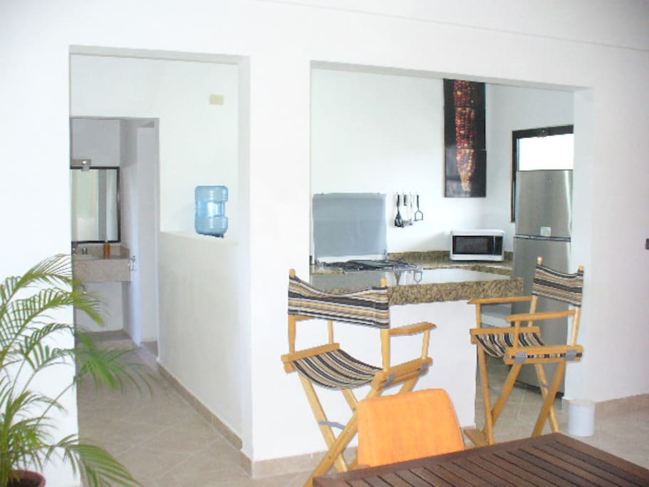 Fully equipped kitchen.