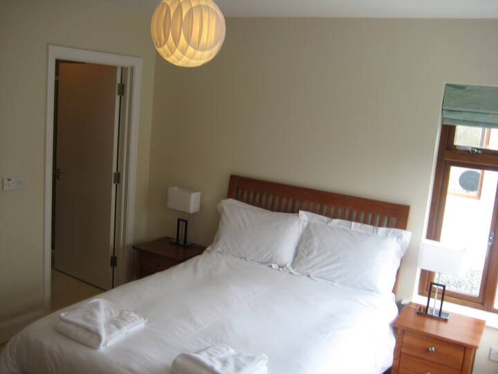 חדר שינה 2 עם חדר רחצה צמוד