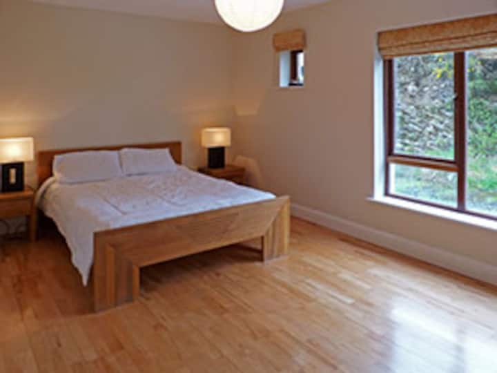 חדר שינה ראשי (חדר שינה 1)