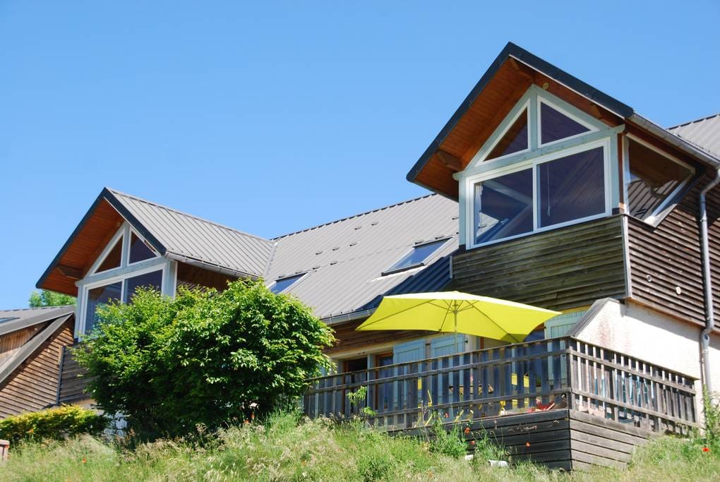 Notre appartement est situé en bas à droite avec la grande terrasse