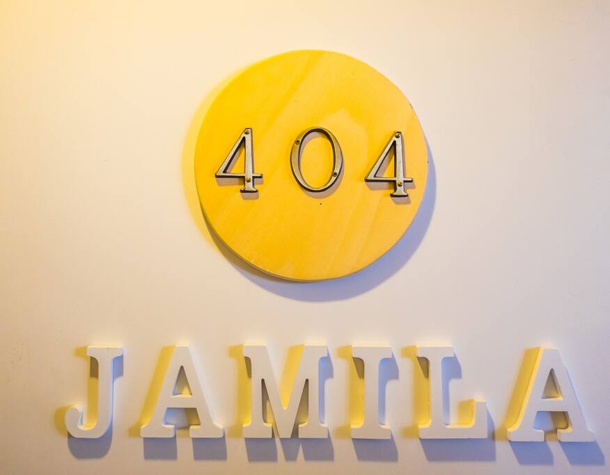 Jamila, Bella