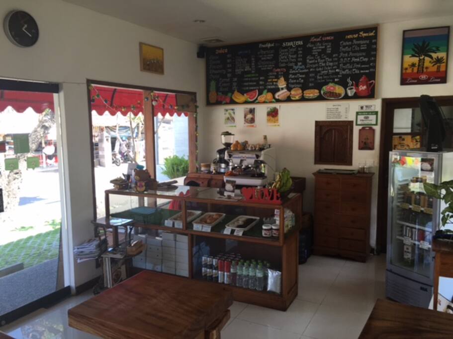 Lili Mama Warung