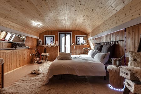 Beautiful Cottage / Verzasca Valley