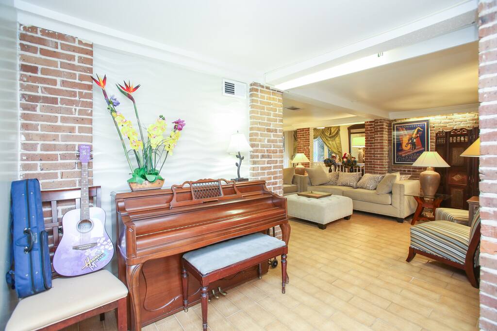 new for vintage has orleans vintage  the and guitar  guitar Hannah Montana musically Entryway  piano