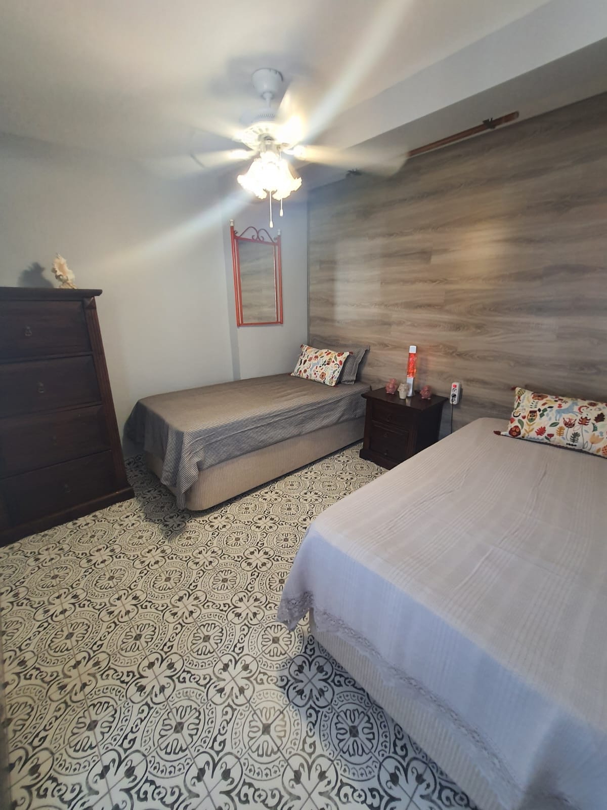 საძინებელი 2