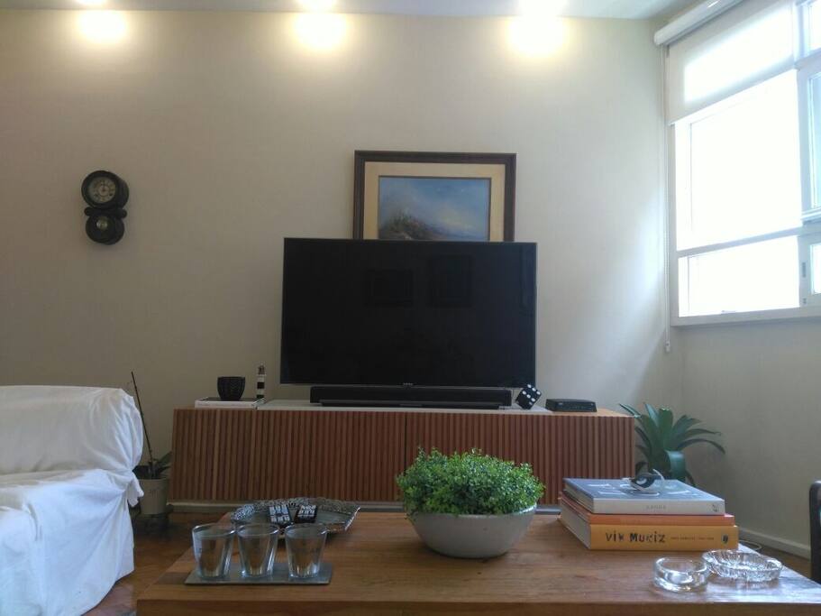 TV AREA