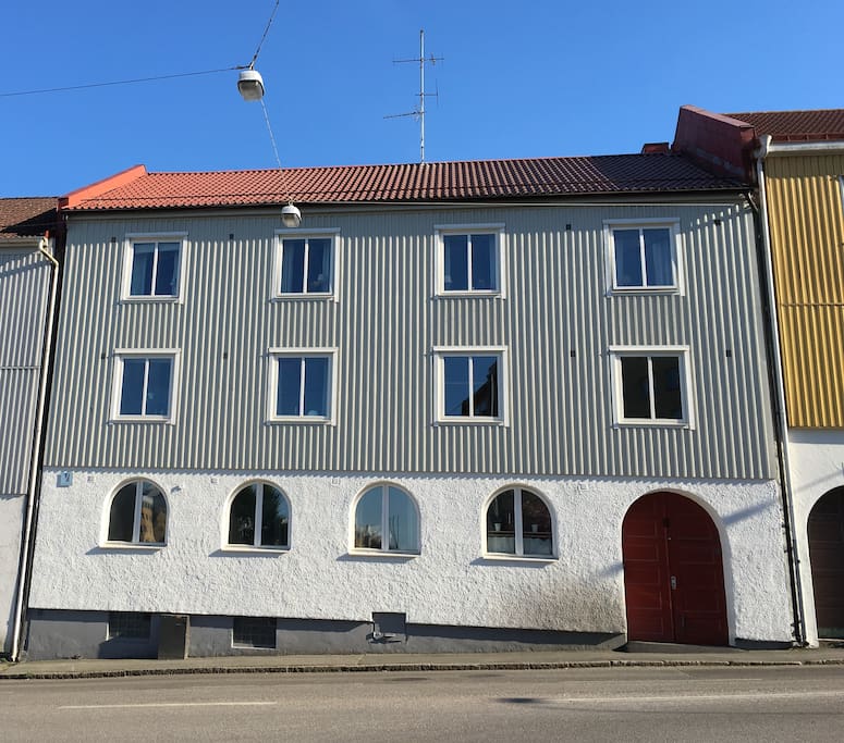 Charming "Landshövdingshus"