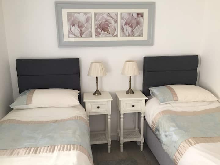 Sovrum två (arrangerat som två enkelsängar)