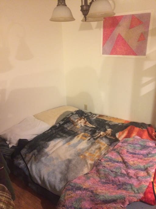 queen bed