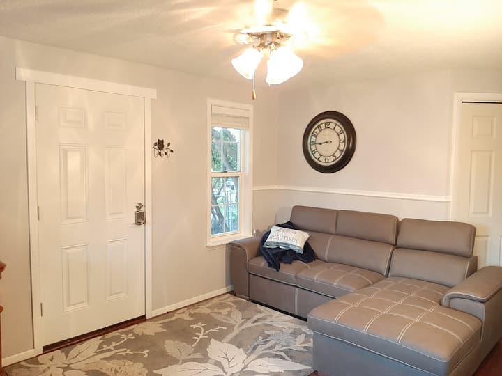 Birdhouse Apartment - Affordable Studio In Boise! - Boise, ID