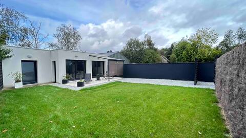 house with small exterior