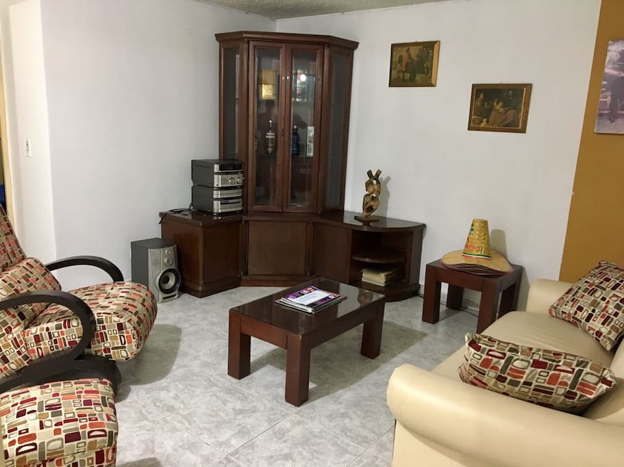 Amplia sala
