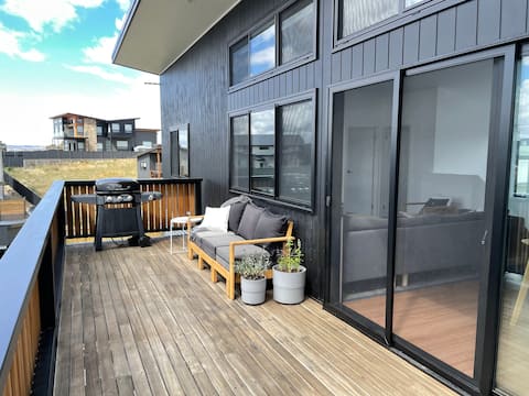 Black Haus 2 *Fire pit*