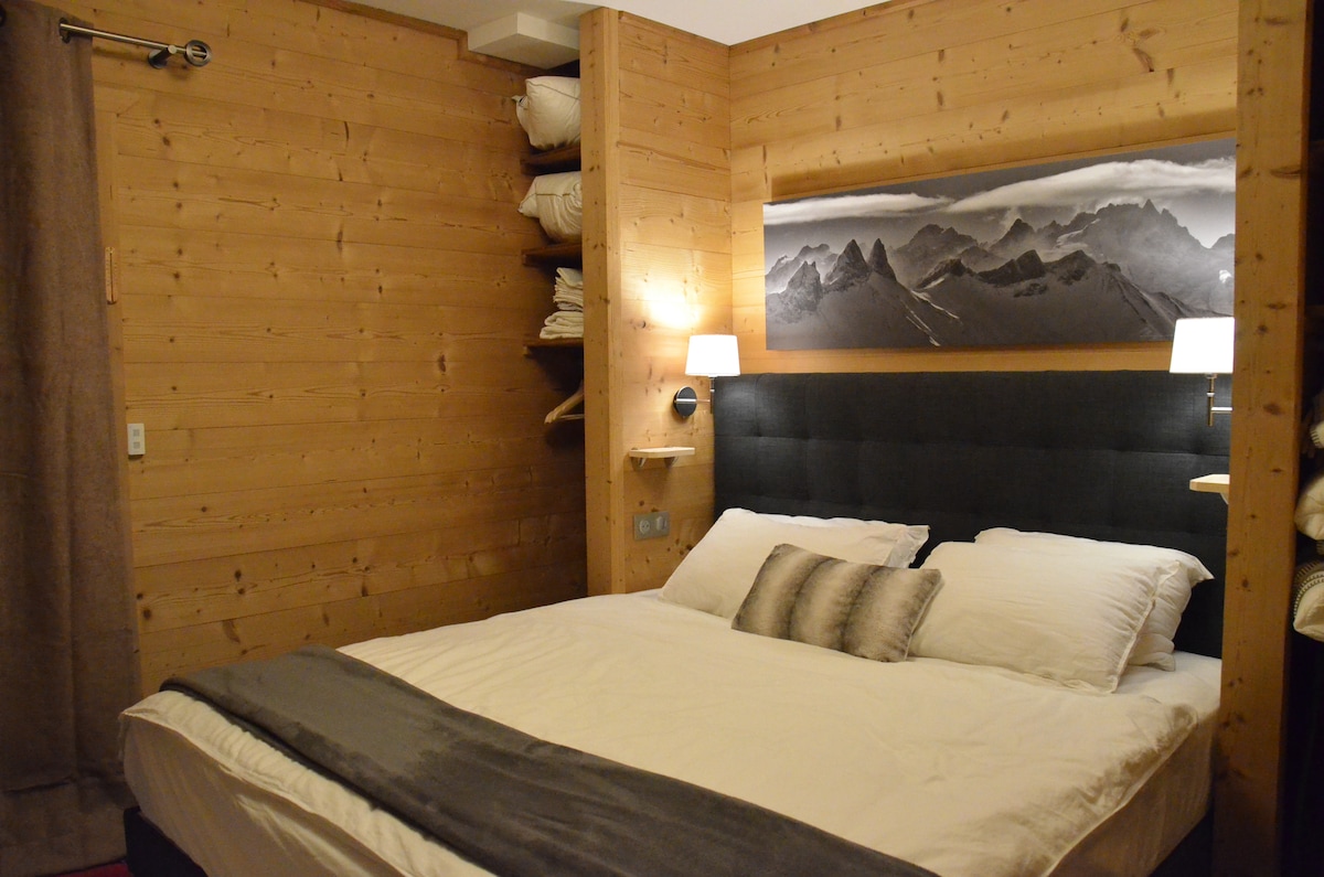 Spend a night of dreams