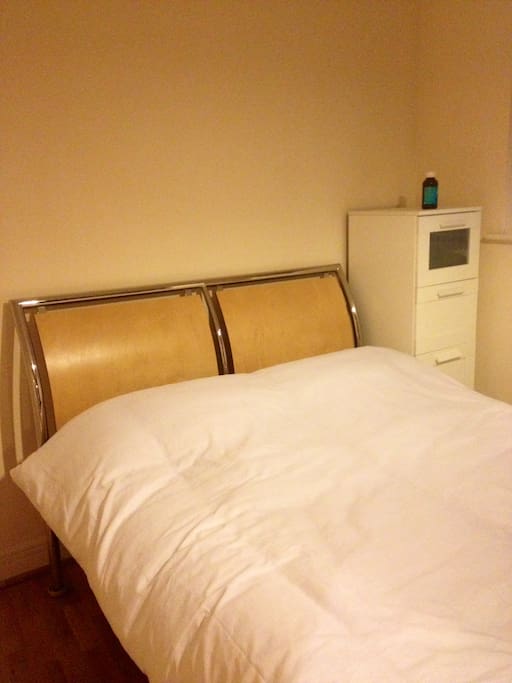 Large private bedrooms away from living area. Quiet.