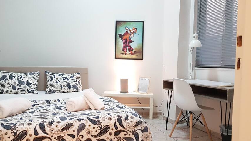 Palette Apartment (Bamboo) – Athens Center gallery image 3