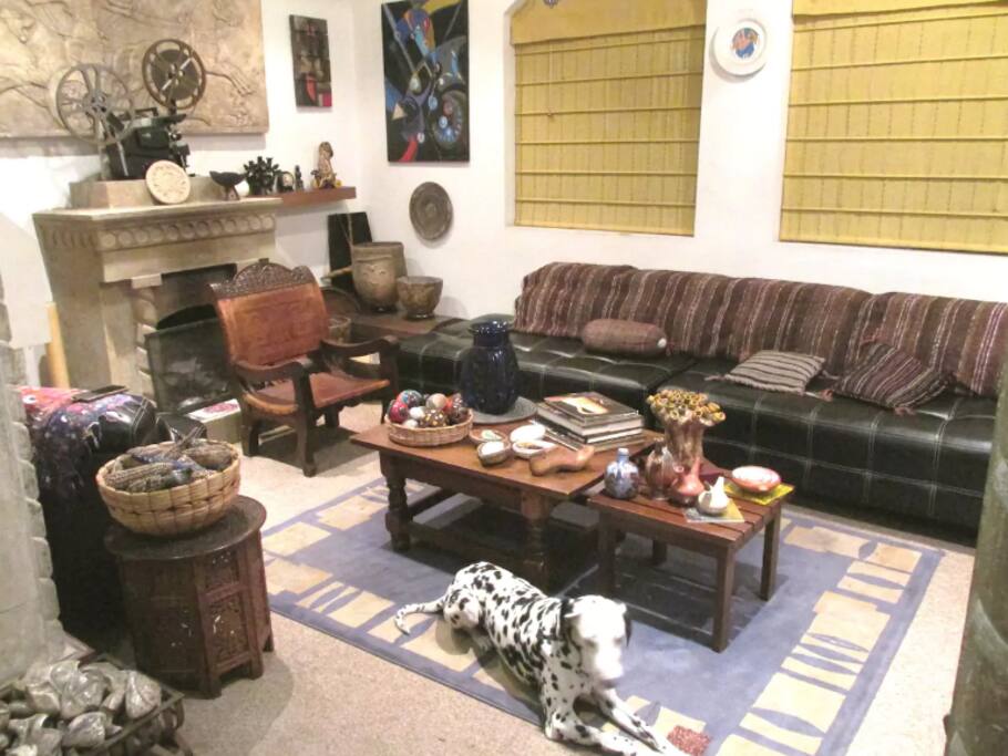 Sala y chimenea