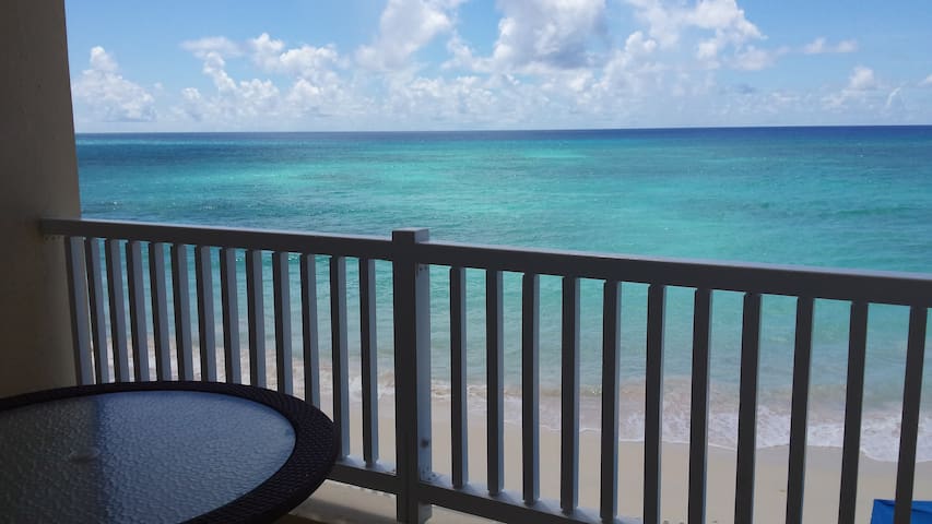 App. fronte mare - con balcone