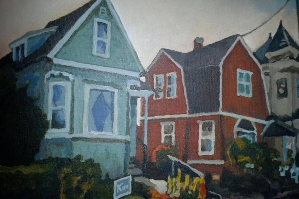 Lula’s House Top Floor Loft in Eureka Victorian Houses for Rent in