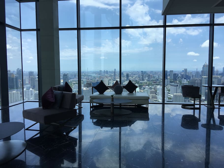 Sky lounge on 52nd floor