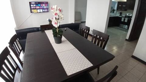 7H Near Double Tree Hotel/SJO Wi-Fi 300MBS! Rm2