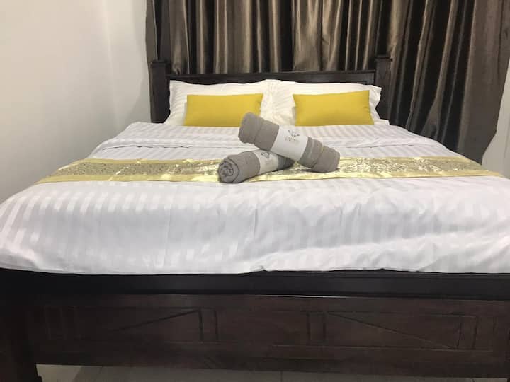 Ara Damansara Vacation Rentals & Homes Ara Damansara, Shah Alam