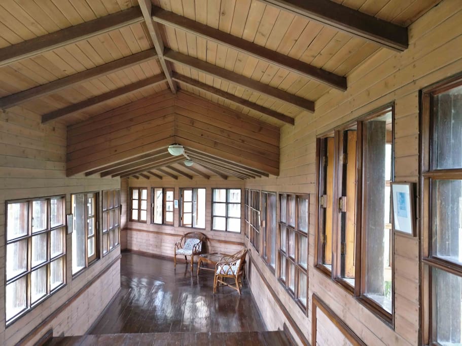 The lobby outside your rooms