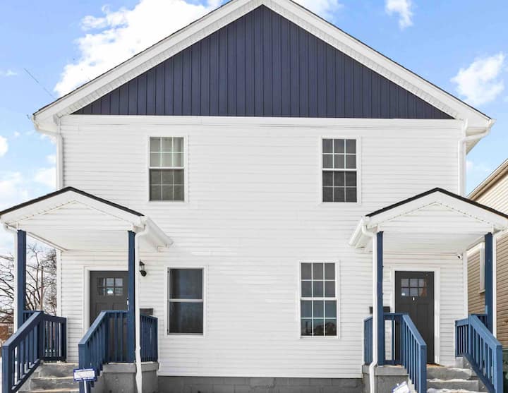 Entire Duplex Both Sides near Downtown Columbus Houses for Rent in