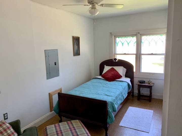 საძინებელი 3