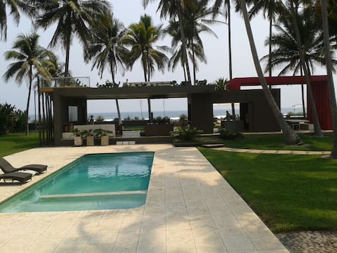 Beachfront Villa Costa Azul