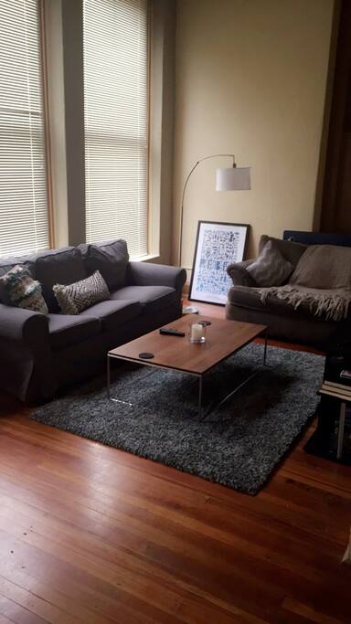 Pull out sofa, 12 foot ceiling