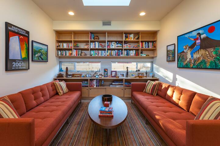 Unique architect-designed home with lap pool gallery image 5