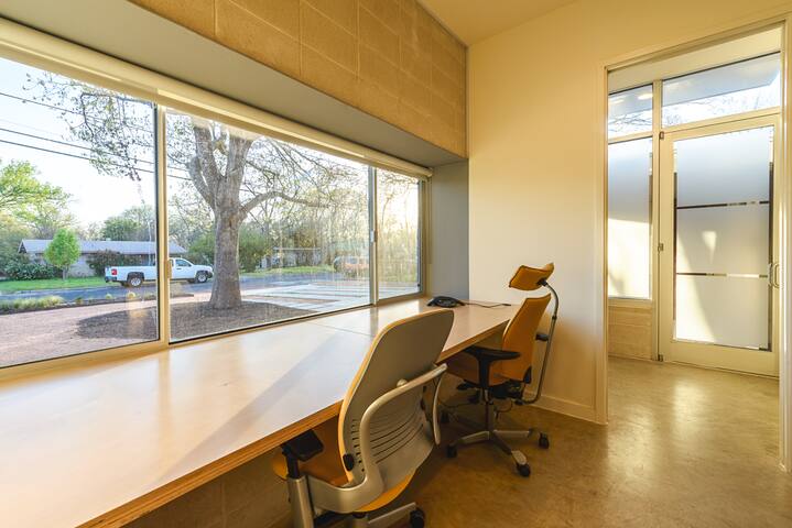 Unique architect-designed home with lap pool gallery image 4