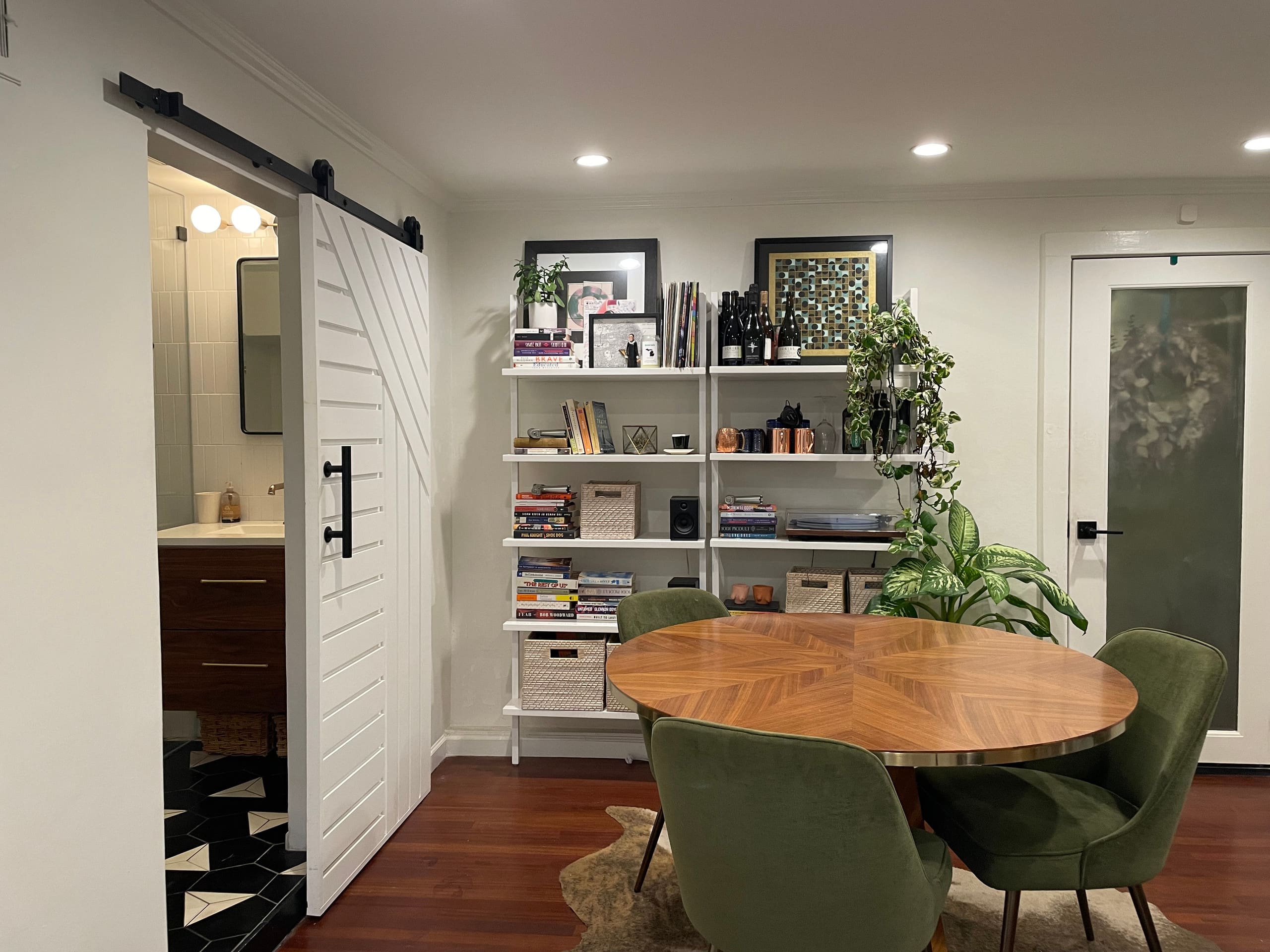 Home in San Francisco · ★4.87 · 1 bedroom · 1 bed · 1 bath - Image 6