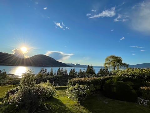 Sagehouse - A Lakeview Guest Home